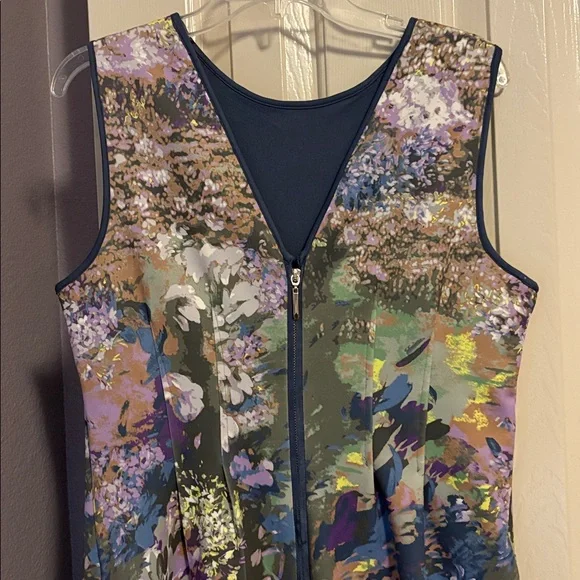 White House Black Market Claude Monet inspired sheath dress - Picture 3 of 5